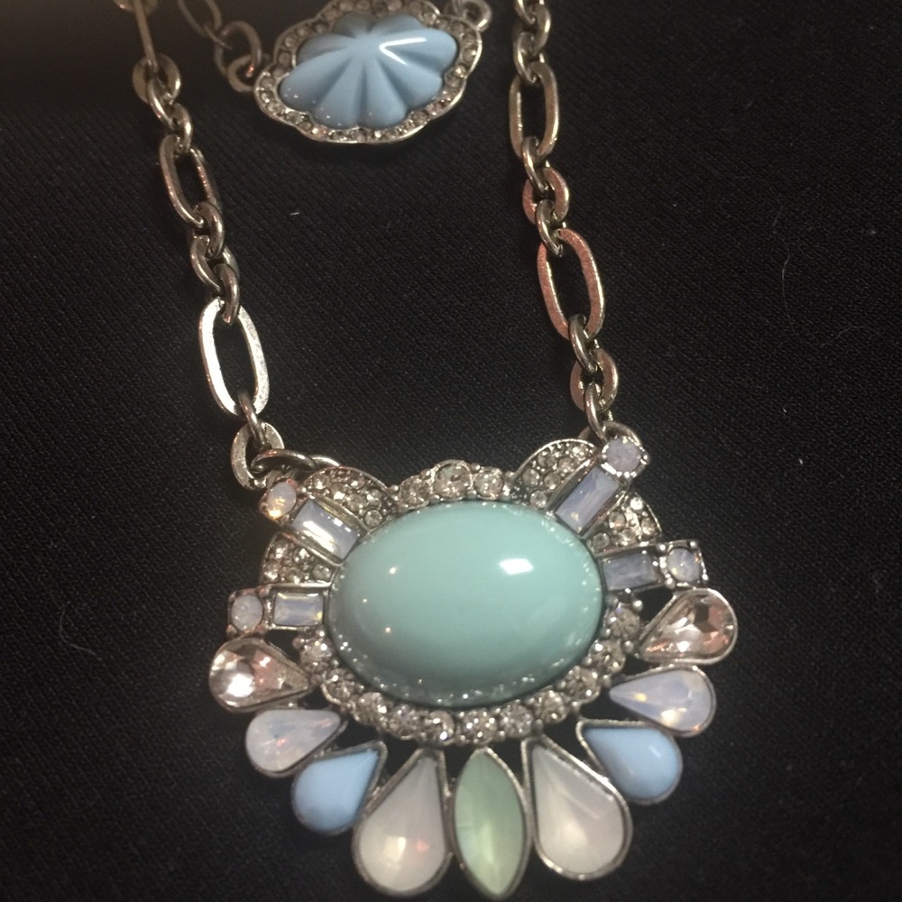 Necklace-Chloe & Isabel